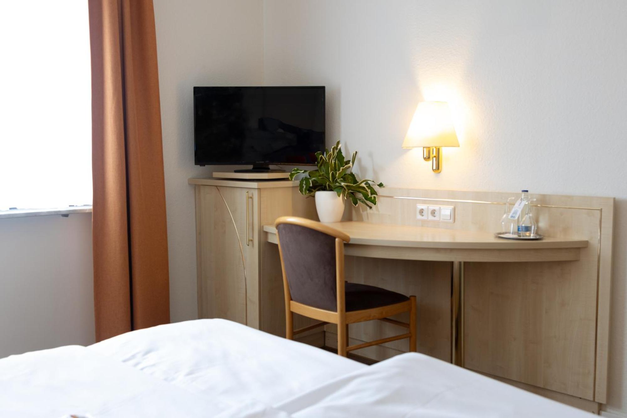 Hotel Kuebler Wendelstein Esterno foto